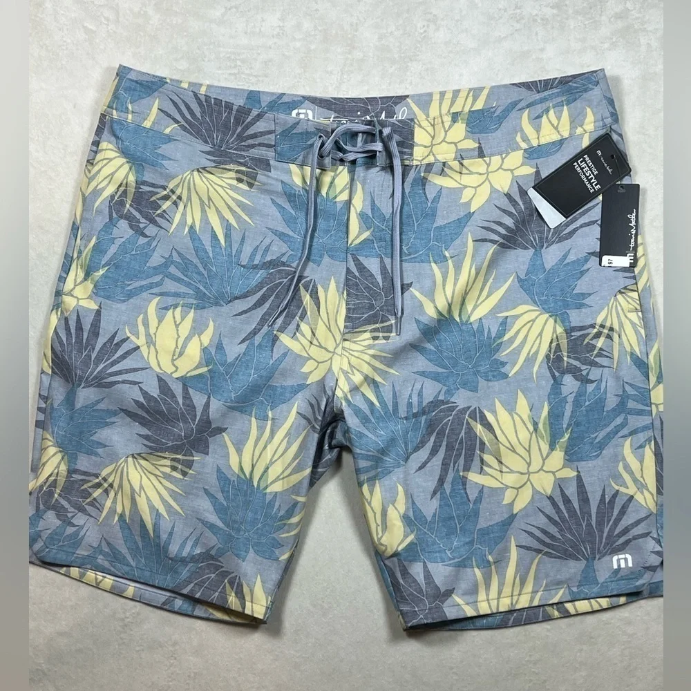NWT Travis Mathew 42W Lifestyle Palm Floral Pattern Stretch Band Trunks Swim